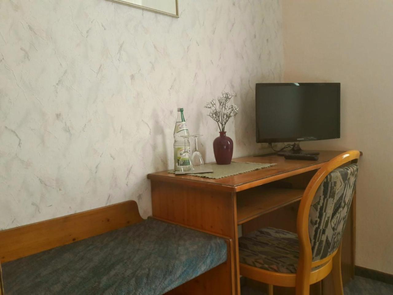Hotel Zur Krone Bad Brückenau Extérieur photo